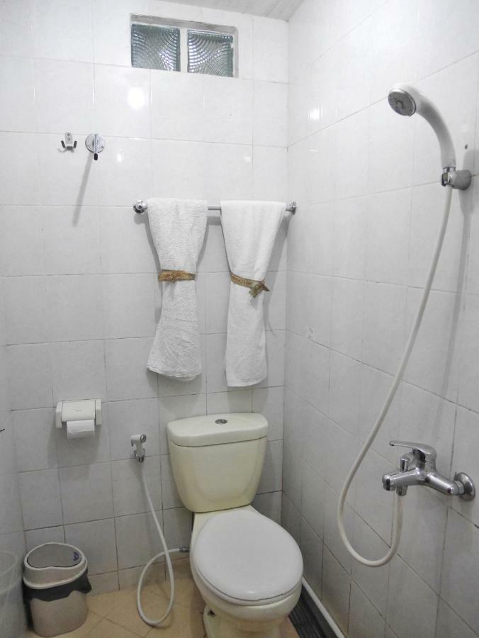 Rumah Tawa Syariah *